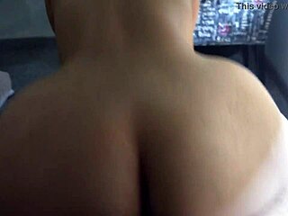 Sentones and ass of my lover in a sensual encounter