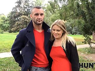 En gravid kvinna får en smak av vuxen ålder från en jägare i en tjeckisk sexvideo