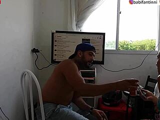 Novemberinha's pussy gets pounded and she gives it to her friend in this full video on xvideos red