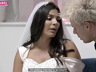 Clara Ortiz, egy mellkas barna, megcsalja a férjét egy másik férfival ebben a perverz videóban