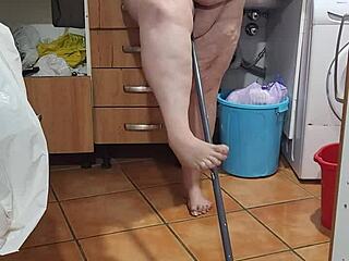 Mature beauty coolmarina enjoys peeing on the kitchen floor and then gets naughty
