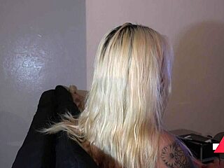 Amateur couple explores dirty hairjob in homemade video